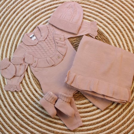 طقم بناتي تريكو 5 قطع بالإسم