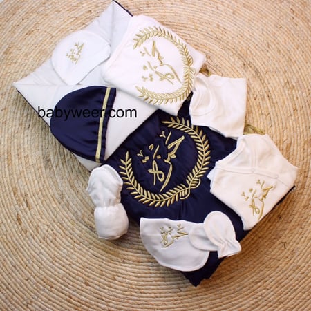 اطقم ومدسات مواليد استقبال بالاسم تسوق الان من بيبي وير