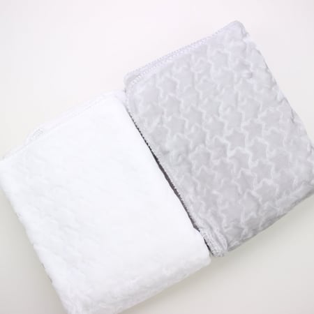 بطانية اطفال حديثي الولادة بطبعة النجوم