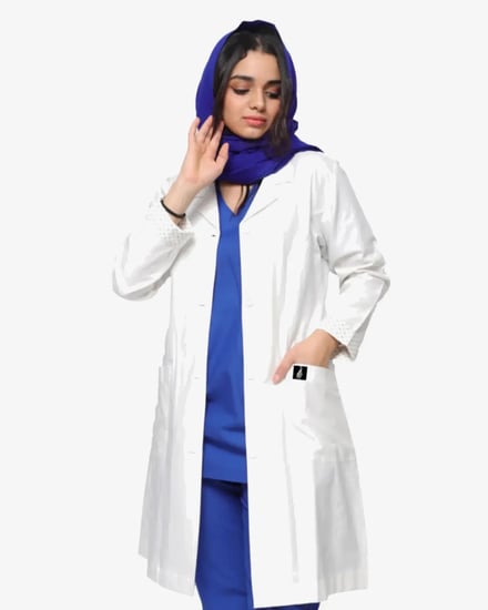 لابكوت طبي نسائي لون أوف وايت طول (38 إنش) شومر | مريولي أحلا