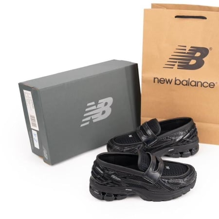 New Balance l 1906_ نيوبلانس 1906 نسائي