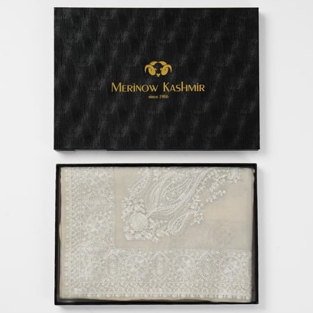 غترة شال ميرينو كشمير الشتوية أصدار 2025 لون سكري