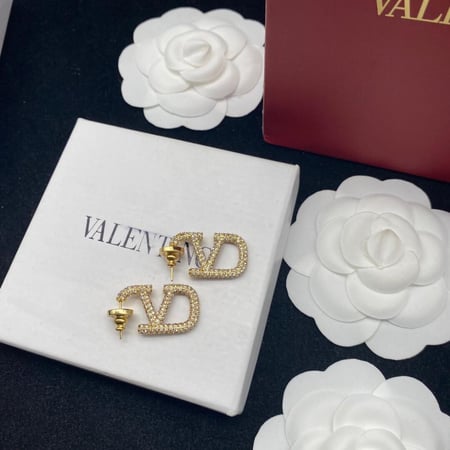 حلق غير شامل الملحقات