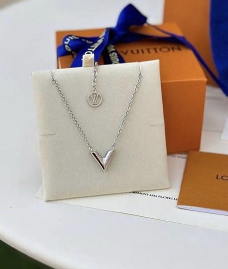 سلسال غير شامل الملحقات