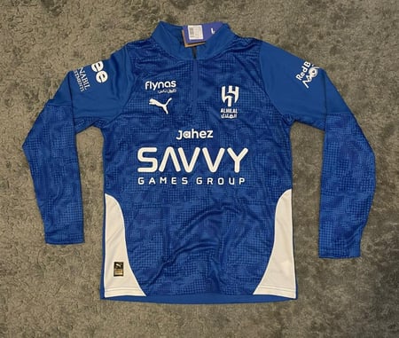 سويتر الهلال الشتوي 2026 مع فتحت اصبع