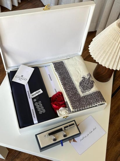 طقم شتوي رجالي من جفنشي