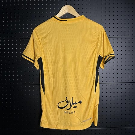 قميص الاتحاد تصميم خاص