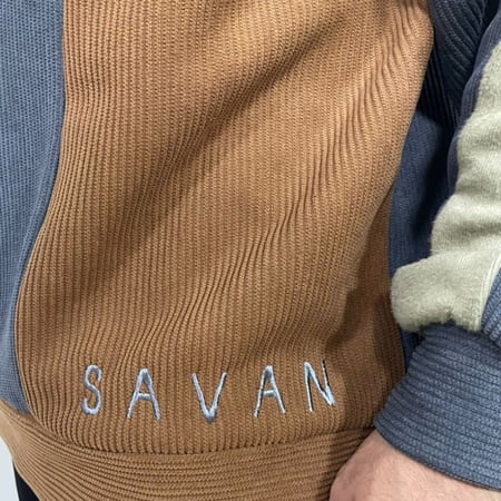 هودي بدرجات البني والرمادي (خامات مختلفة)