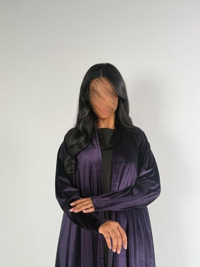 عبايه دبل كلوش بقماش مخمل ايطالي بكم ماسك لون موف