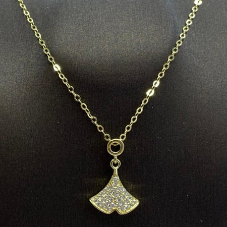 عقد فضة عيار 925