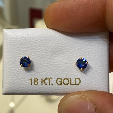 حلق اطفال طبي عيار 18 وزن 0.1