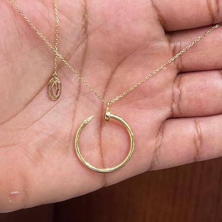 عقد ذهب عيار 18 وزن 4.13