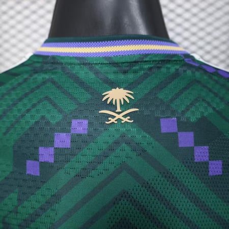 تيشيرت المنتخب السعودي الاخضر