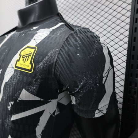 تيشيرت الاتحاد الاسود ( احماء المباريات ) ٢٦/٢٥