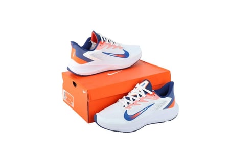 حذاء نايك داونشيفتر