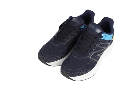 حذاء نيو بالانس فريش فوم الإصدار 2