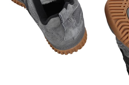 حذاء اديداس سامباء