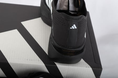 حذاء أديداس أديزيرو برو 3