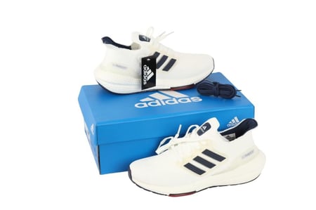 حذاء  أديداس ألترا بوست