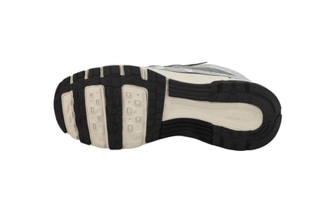 حذاء نايك P_6000