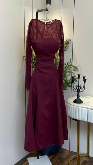 فستان تنفيذ R BOUTIQUE