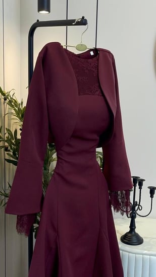 فستان تنفيذ R BOUTIQUE