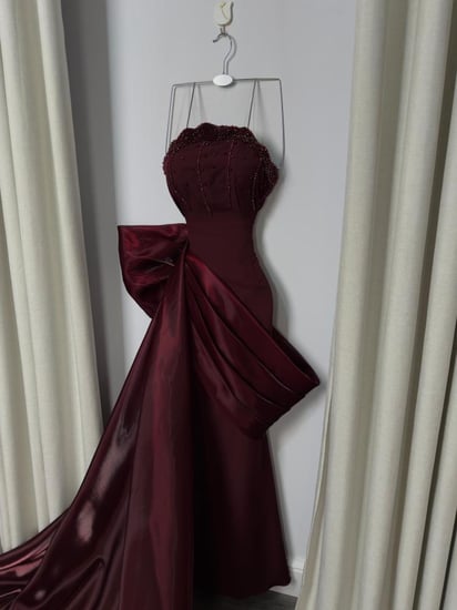 فستان تنفيذ R BOUTIQIE