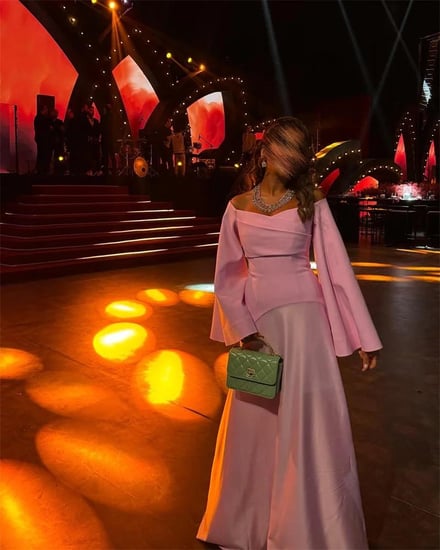 فستان سهرة مستوحى