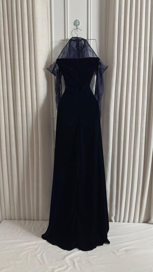 فستان تنفيذ R BOUTIQUE