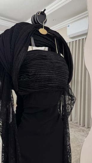 فستان تنفيذ R BOUTIQIE باربي