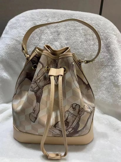 شنطة لوب نوير