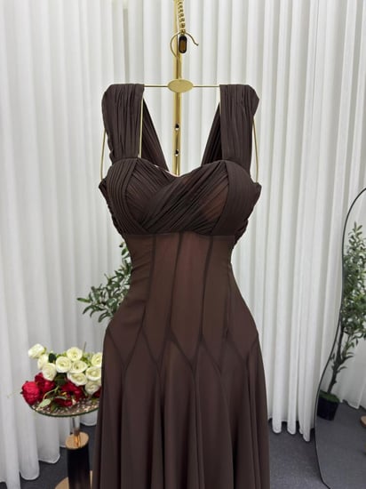 فستان تنفيذ R BOUTIQUE