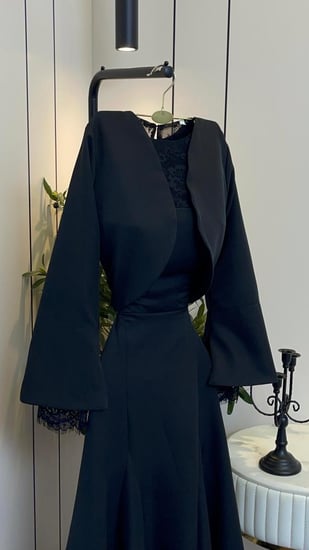 فستان تنفيذ R BOUTIQUE