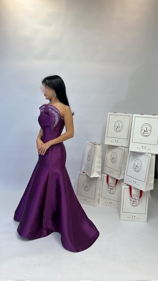 فستان تصميم R BOUTIQUE شك يدوي