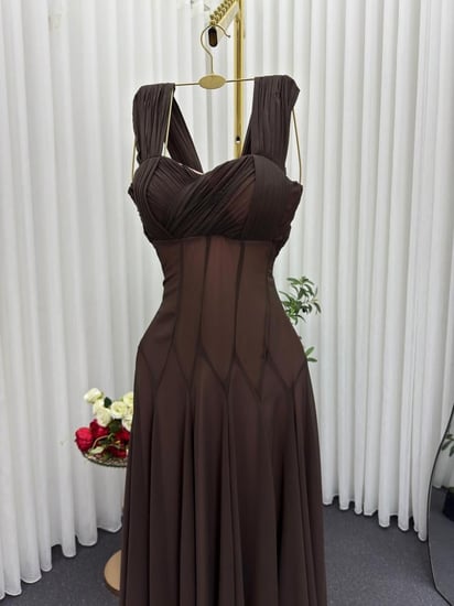 فستان تنفيذ R BOUTIQUE