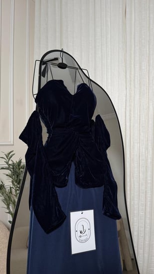 فستان تنفيذ R BOUTIQIE
