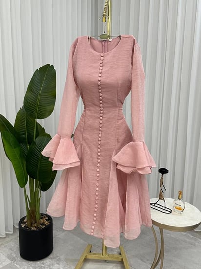 فستان تنفيذ R BOUTIQUE