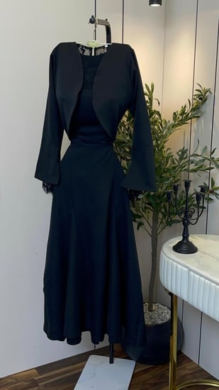 فستان تنفيذ R BOUTIQUE