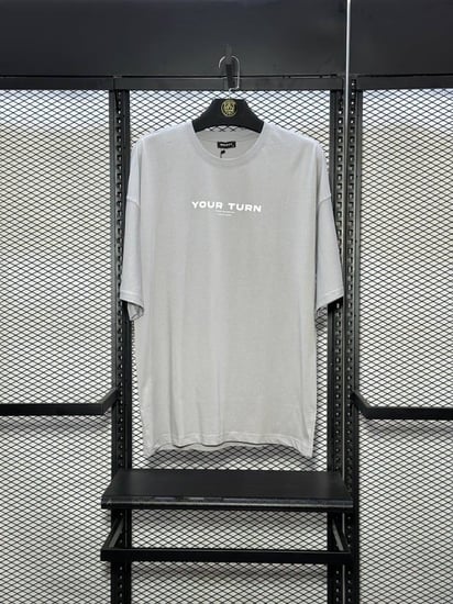 تيشيرت اوفر سايز BREEZY رمادي فاتح