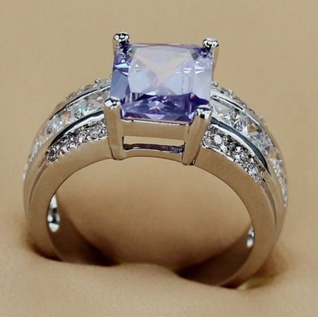 خاتم نسائي مطلي بالفضة ومزين بالزركون مقاس 7.25 أمريكي