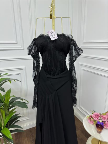 فستان اسود فخم