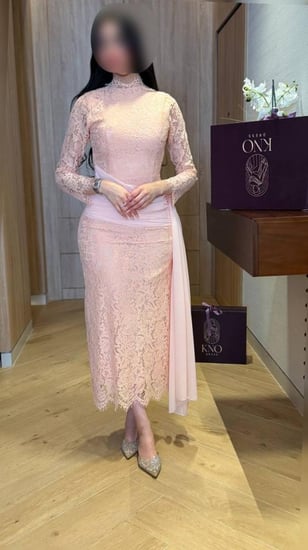 فستان دانتيل مع جورجيت – أناقة ناعمة بتفاصيل فاخرة وانسيابية ساحرة