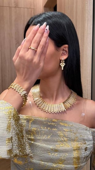 فستان لمعة برنت مموج مكسر فاخر بإطلالة أنثوية جذابة