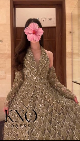 فستان سهرة طويل تل أخضر فاخر مع شك براق وأكمام منفصلة