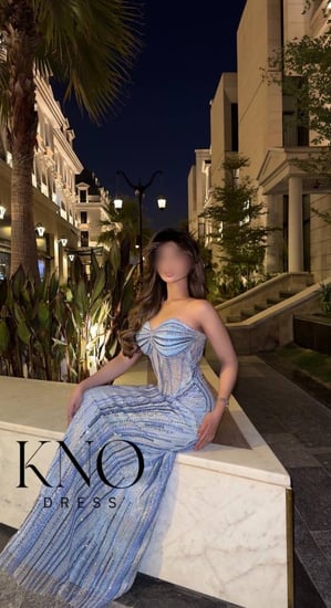 فستان سماوي باربي فاخر بكورسيه وشال جورجيت.