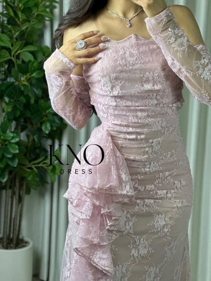 فستان سهره خفيفه خربزي دانتيل مبطن بقصه خياليه