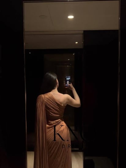 فستان كرنكل فاخر مع تطريز يدوي مباشر