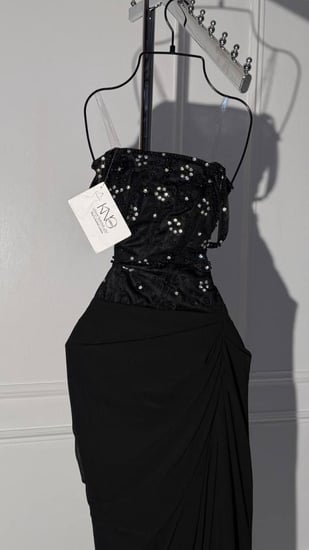 فستان اسود شيفون مع خرز و لول