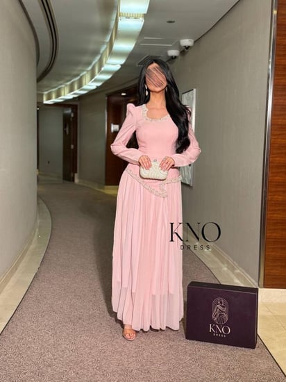 فستان باربي مع جورجيت بوليسية ولول