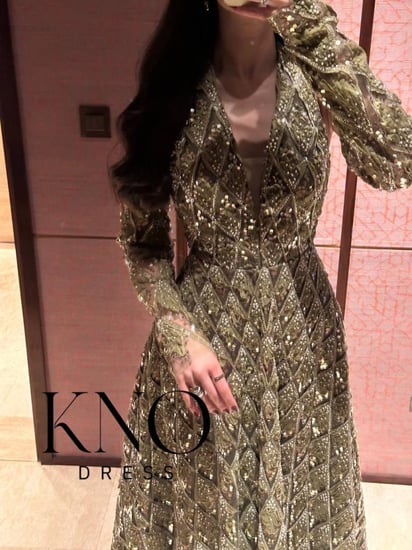 فستان سهرة طويل تل أخضر فاخر مع شك براق وأكمام منفصلة